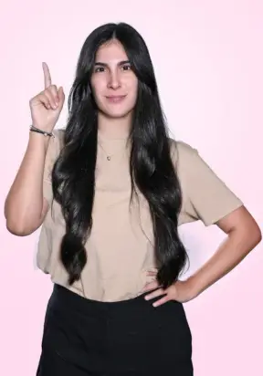 Paula, director creativ in agentia onlyfans Aroa Agency